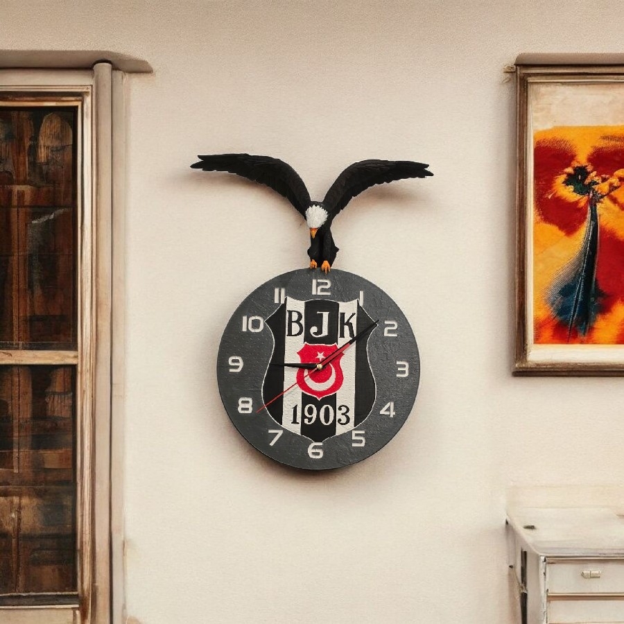 Kartal Figürlü Beşiktaş Duvar Saati – El Yapımı 3D Baskı Taraftar Dekoru